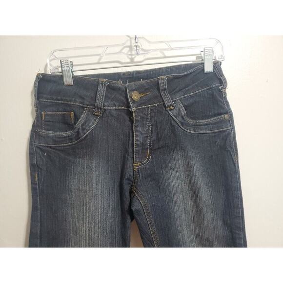 Suko Jeans Women's Size 6 Blue Straight Leg Dark Wash Stretch Capri - Picture 2 of 4